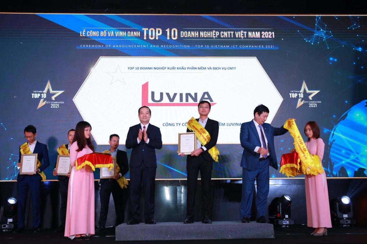 Luvina Software honored among top 10 Vietnamese ICT companies